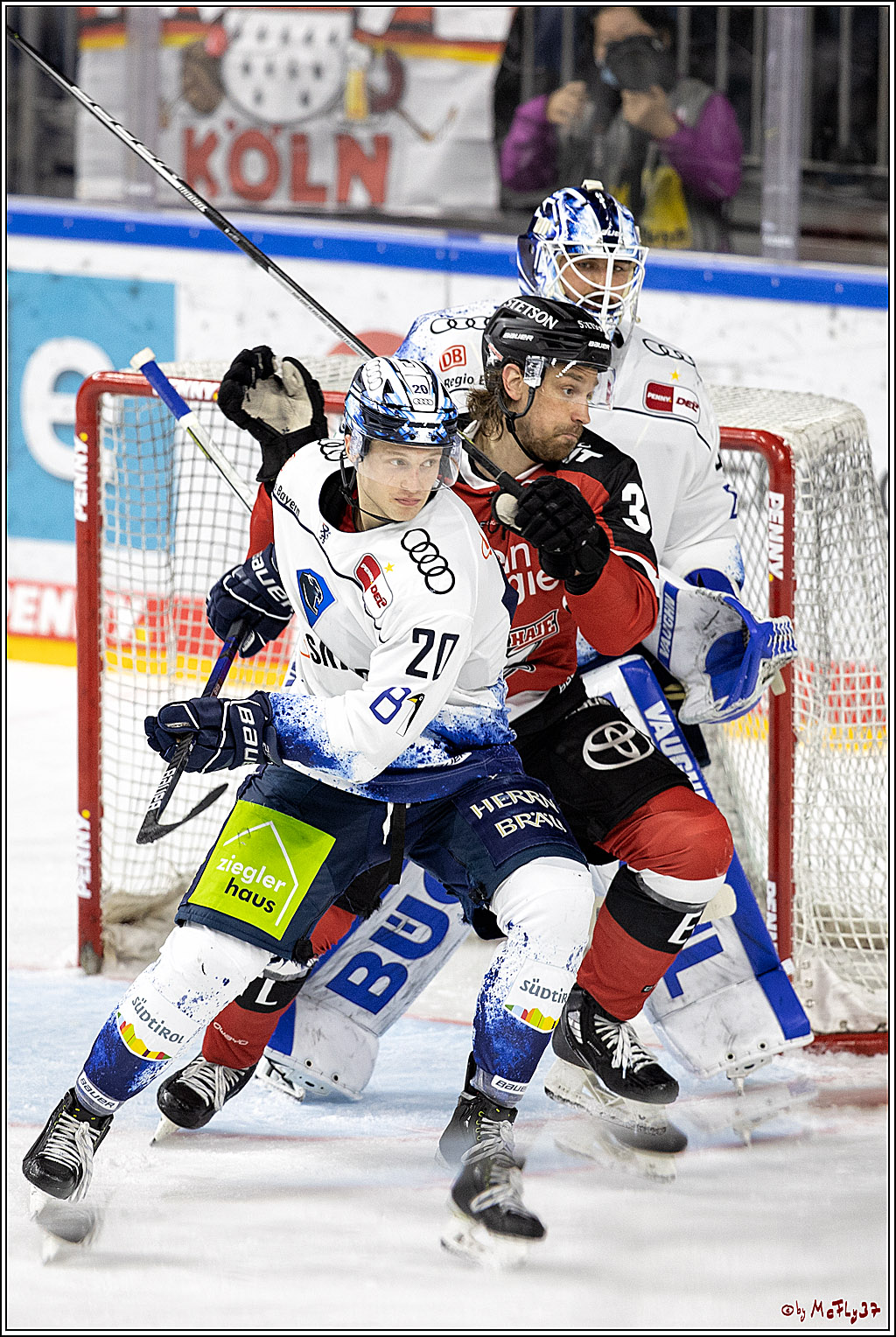 PENNY DEL 1. Playoff Runde;  Koelner Haie - ERC Ingolstadt; Koeln, 05.04.2022